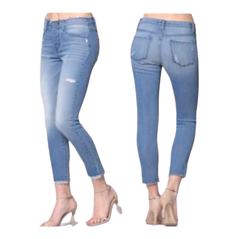 Flying Monkey Distressed
Waistband Ankle Jeans
Button Fly High Rise Size 27
